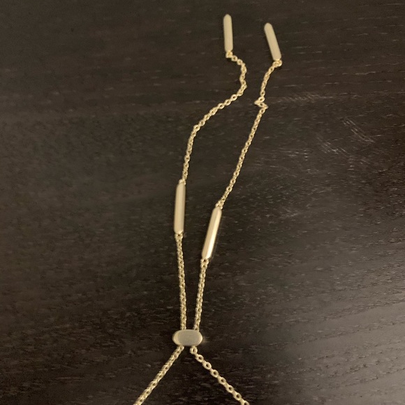 Kendra Scott gold necklace - adjustable - Picture 3 of 7